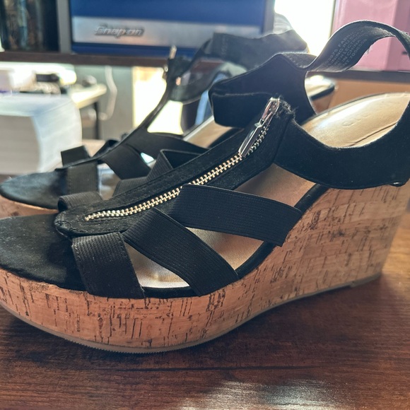 Torrid Black Cork Wedge Sandals - Size 12 WW - Light Wear - Picture 1 of 3
